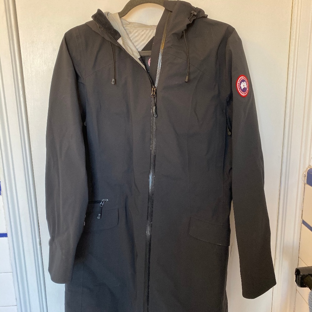Canada Goose Women's Coastal Shell Rain Jacket